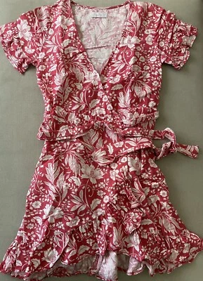 $25 • Buy Tigerlily Dress Size 8