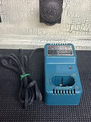 Genuine Makita (DC9000) 9.6V 1.5A Fast Charging Battery Charger Only TESTED  • $21.88