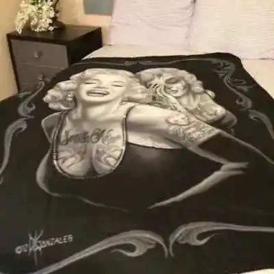 Marilyn Monroe Movies  Bombshell Smile Now Cry Later Fleece Blanket Throw NEW • $19.99