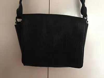 Black WAREHOUSE Shoulder Bag • £4.99