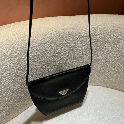 $850.40 • Buy Auth YSL Yves Saint Laurent Black Leather Classic Women's Business Shoulder Bag