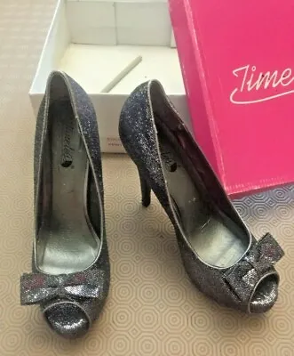 Ladies Lovely Peep Toe Pewter Stiletto Shoes From Timeless Size 6  New Boxed • £6.99