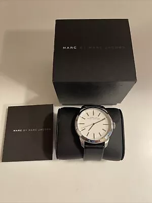 Marc Jacobs Watch Men MBM5090 • $8.50