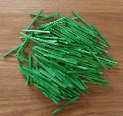 200 Green Coloured Matchsticks - Model Craft Making - New • £3.49