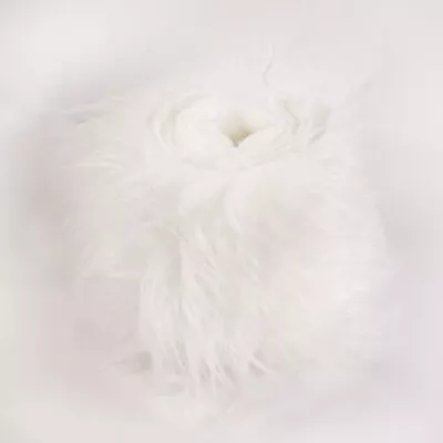 $9.99 • Buy FabricLA | 60 Inch Shaggy Faux Fur Fabric Trim Ribbon | White