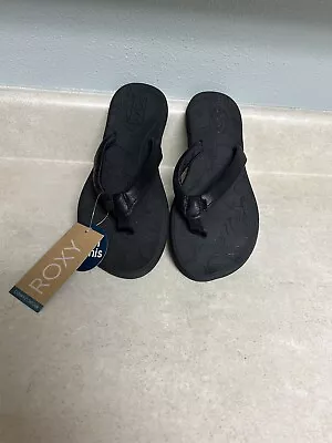 Roxy Thong Black Sandals NWT Women’s Size 10 • $22.99
