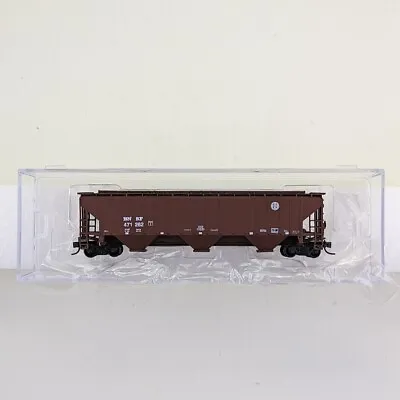 InterMountain 65332-xx N Scale 4750 Cu Ft Rib Sided 3 Bay Hopper - BNSF • $30.80