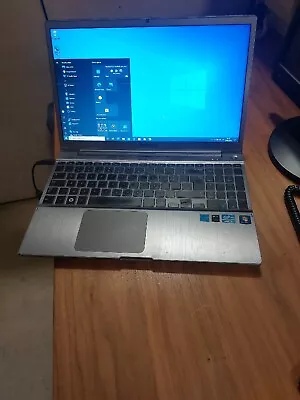 Samsung NP700Z3C Laptop • £150