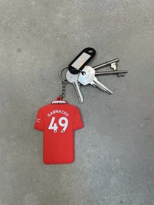 £6 • Buy Manchester United Keyring Bag Tag Football Girls Boys Metal Keychain Gift Ideas