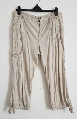 Roz Ali Size 14 Beige Holiday Bermuda Shorts Pants Pockets Safari Style Stretch  • £9.50