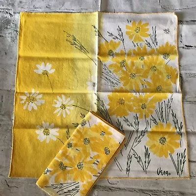 Vintage Vera Neumann Yellow Daisy Flowers Pair (2) Cotton Napkins 15.5 X15.5  • $15.99