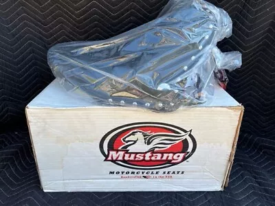 $389.99 • Buy NEW Yamaha 2007-2017 V-Star 1300  Mustang Studded Drivers Solo Seat #76564