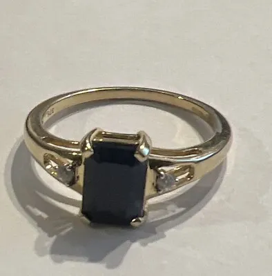 STUNNING 9ct Gold Sapphire Ring Fully Hallmarked Size M • £79.50