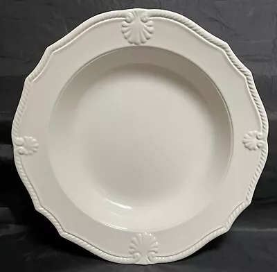 Mikasa SOUTH HAMPTON-WHITE DY902 Embossed Shells Round White Pasta Serving Bowl • $29.99