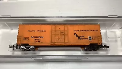 Roundhouse N Scale Weathered Southern Railway Fruit Growers Express  82007 • $25