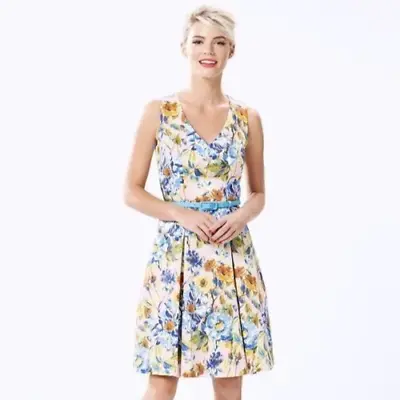 REVIEW Butterscotch Floral Print Fit & Flare Dress Size 6 • $44