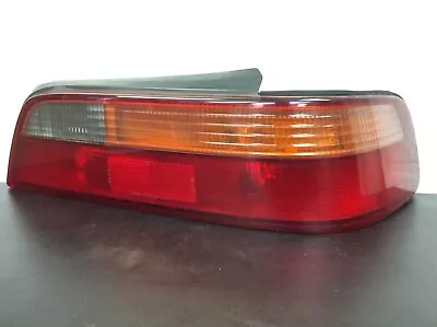 92-93 Integra 4Dr Right Rear Light Taillight Signal Turn Brake Lamp Lens OEM • $65