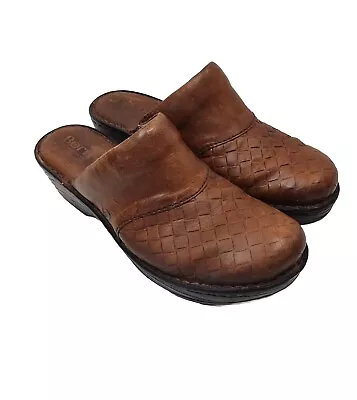 Women's Born Handcrafted Brown Leather Woven Slip On Mule Clogs  Size 8 39 • $22.75