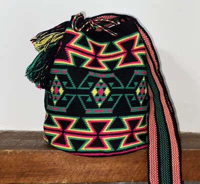 Authentic 100% Wayuu Mochila Colombian Bag Large Size Black Single Thread Amazin • $129