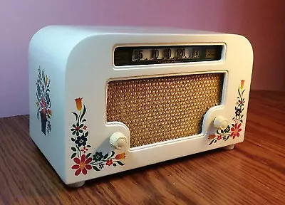 Lovely 1940 Motorola 55X15 White  Mother's Day Radio  Updated And Working • $169.50