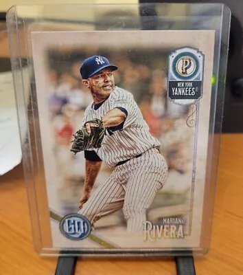 2018 Topps Gypsy Queen Sp Mariano Rivera #310 • $2.99