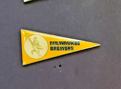 Milwaukee Brewers Pennant Pin MLB • $6.98