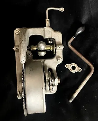 Victor Victrola VV-IV Motor Hand Crank Escutcheon Clean Working Watch VIDEO • $129.95