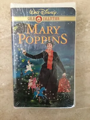 Mary Poppins (VHS 2000 Gold Collection Edition) • $5.20