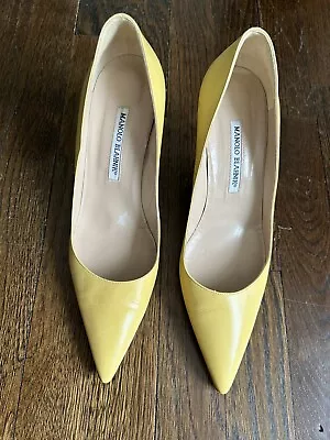 Manolo Blahnik Leather Pumps US9 • $89