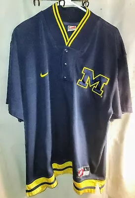 NCAA Michigan Wolverines Basketball Shooting Shirt Adult Large. Free Shipping! • $27.96