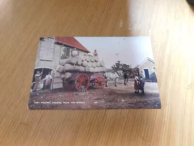 Postcard – No 29 ‘Hop Picking’ Loading Hops For Market Published By Y & C • £2.70