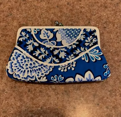 VERA BRADLEY Blue Lagoon Convertible Kisslock NWT • $20