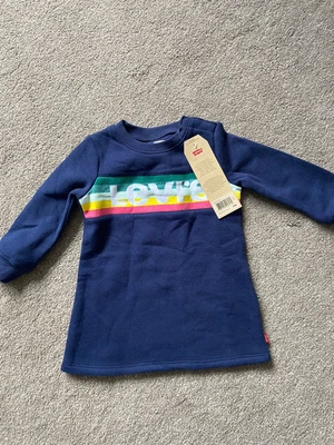 £10 • Buy Brand New Girls Levi Dress 12 Months
