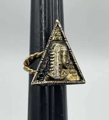 Vintage Egyptian Pharaoh In Pyramid Figural Gold Tone Adjustable Ring • £15.43