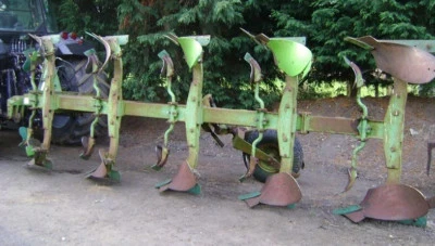 £3700 • Buy 5 FURROW PLOUGH DOWDESWELL DP7  £2250 + Vat + Fees REDUCED CONSIDERABLY TO CLEAR