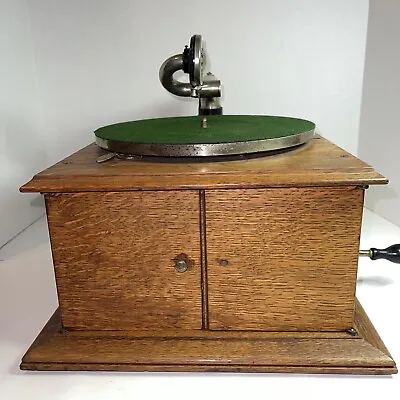 Antique Victor Victrola VV-IV Talking Machine Record Player. ALST. • $275