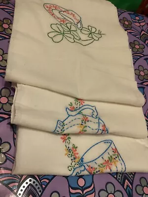 3 Vintage Linen Hand Embroidered  Kitchen Bar Tea Towels • $14.99