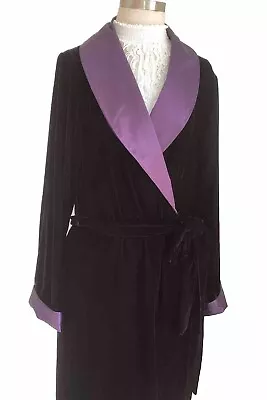 Marks And Spencer Black Velvet Dressing Gown Size 16 18l Satin Collar Belt • £33