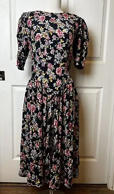 Vintage 80s Floral Midi Dress Cottage Core Romantic Tea Size 7/8 • $18.50