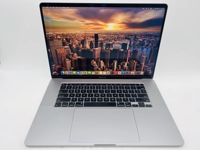 $899.99 • Buy Apple 2019 MacBook Pro 16 In 2.3GHz I9 16GB RAM 1TB SSD RP5500M 4GB - Very Good