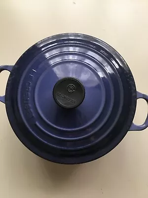 Le Creuset Cast Iron Round Casserole Dish – Blue : 20 Cms Diameter : Used - VGC  • £44