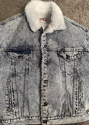 Vintage Levi Acid Wash Mens S Sherpa Lined Denim Trucker Jacket 70609-0219 USA • $129