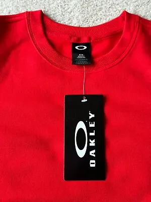 Oakley Red Crewneck Sweatshirt Womens Size Medium - Runs Small - NEW • $9.95