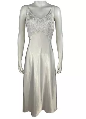 Val Mode Vtg Size S Women's Satin Bridal Honeymoon Nightgown Embroidered Beaded • $20