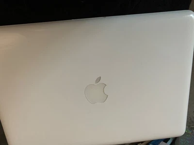 £200 • Buy Apple MacBook MC207B/A A1342 13.3in. - White