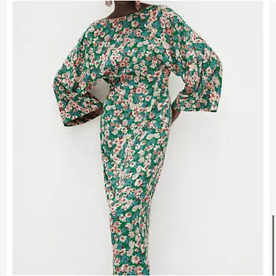 $57 • Buy Zara Green Ditzy Floral Midi Kimono Dress High Slit Long Sleeve Size M
