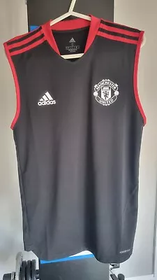 Manchester United Sleeveless Training Top • £9.99