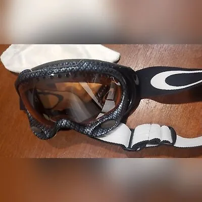 Oakley Crowbar Snow Goggles - True Carbon Fiber / VR28 • $50