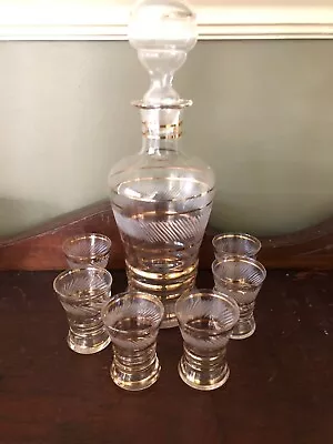 Vintage Etched Glass Sherry Decanter With Gold Trim And 6 Matching Glasses • $50