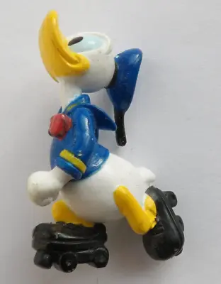 Disney Donald Duck Superstar 1995 Kid'M   Donald Duck On Roller Skates   5cm • £8.21